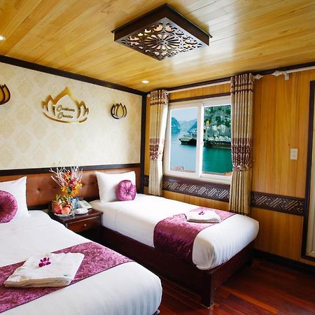Cristina Diamond Cruise Hotel Ха Лонг Екстериор снимка